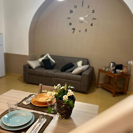 Planny Guest House - Castro Pretorio By Ghor Roma Dış mekan fotoğraf